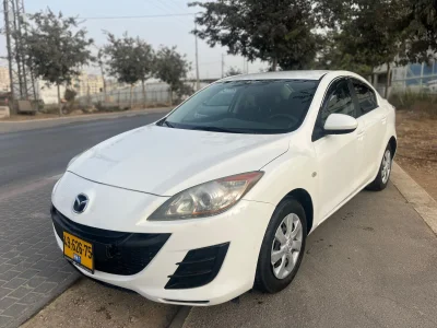 مازدا 3 للبيع موديل 2012 مطور 1600