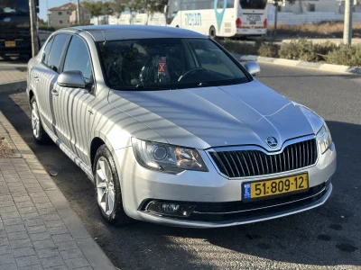 سكودا سوبير للبيع موديل 2013
